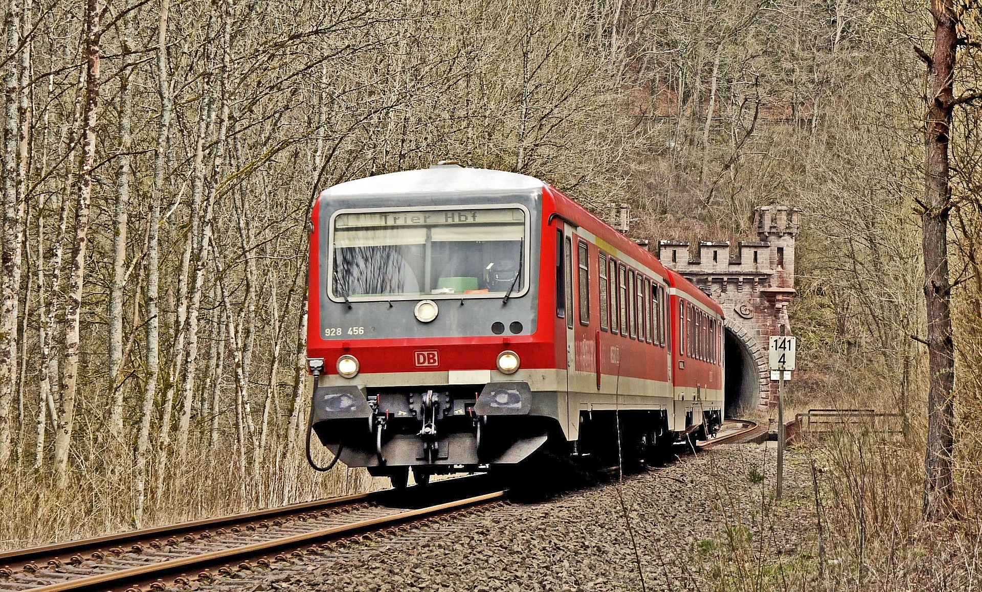 Erkunde die Sehenswürdigkeiten von Bitburg: Ein Reiseführer