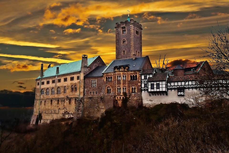 Erkunde die Sehenswürdigkeiten von Eisenach: Eine Reise in die Vergangenheit!