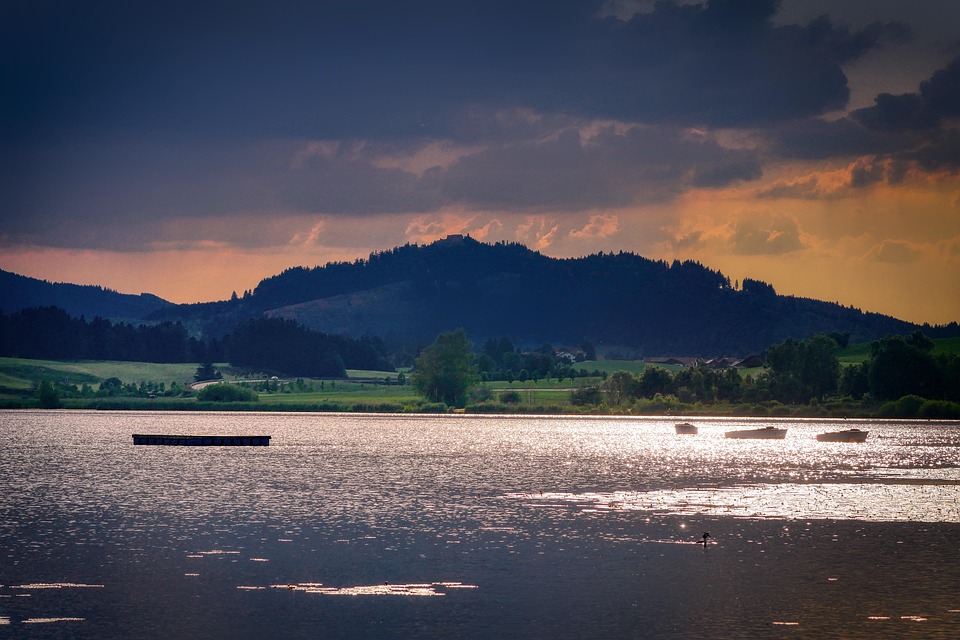 Ostallgäu Entdecken: Kulinarik, Abenteuer und versteckte Schätze!