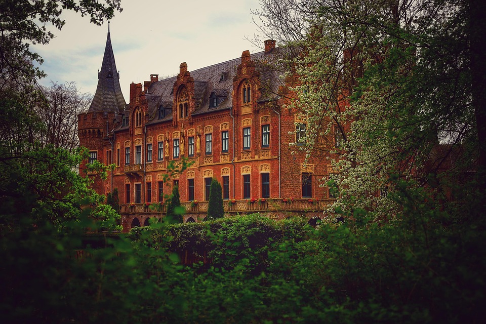 Rheinland-Pfalz: Ein Guide zu Wein, Geschichte und unvergesslichen Abenteuern