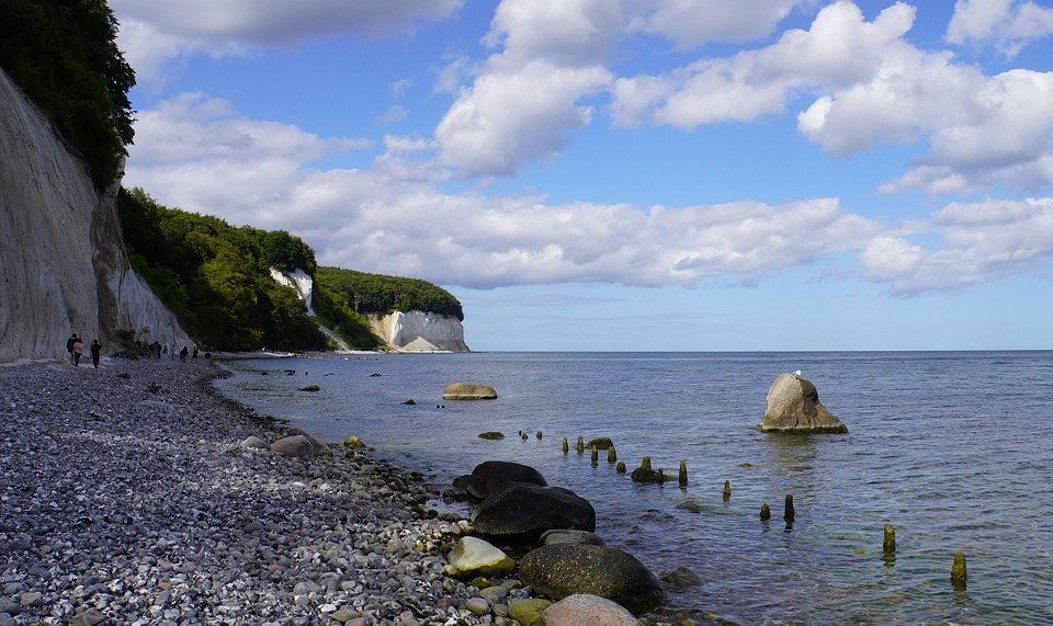 Rügen Entdecken: Kulinarik, Natur und Geheimtipps für alle!