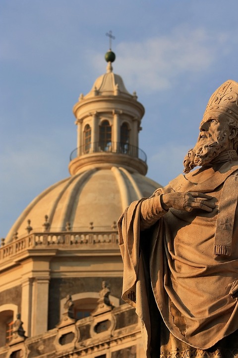 Kreuzfahrt-Drama in Catania: Ehepaar stürzt ins Wasser - Alle Details!