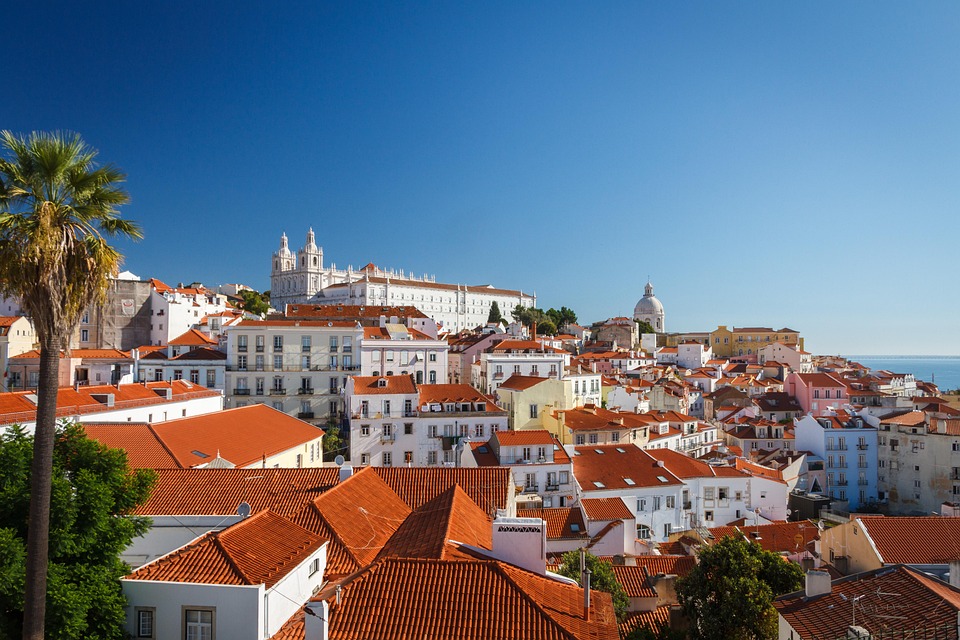 Lissabon 2025: Solo-Reisen voller Fado, Streetart und unvergesslicher Erlebnisse!