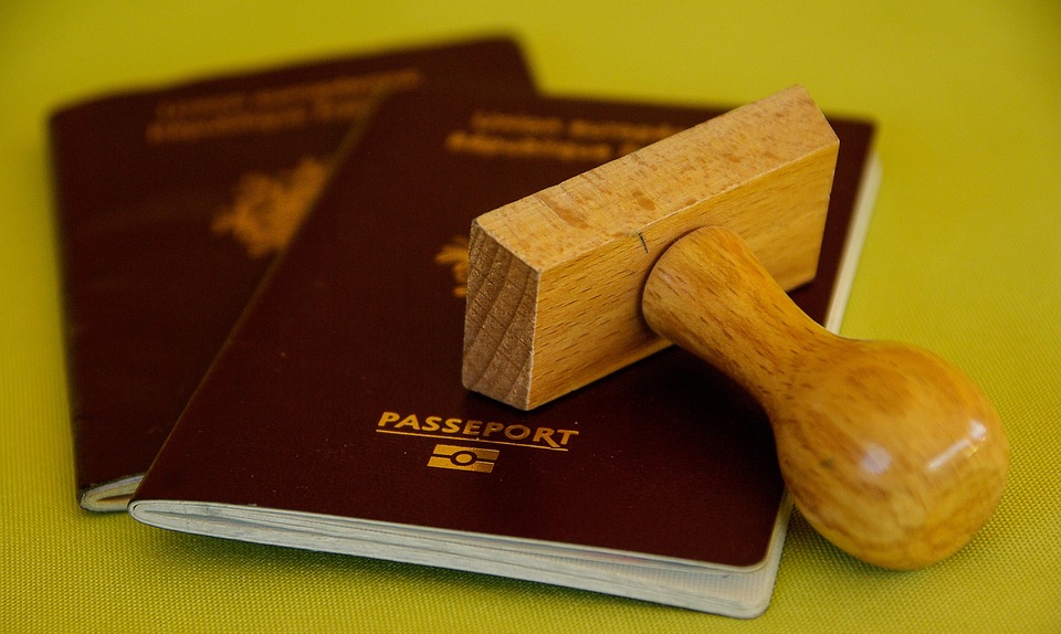 Reisepass verloren im Ausland? So sichern Sie Ihre Rückkehr!